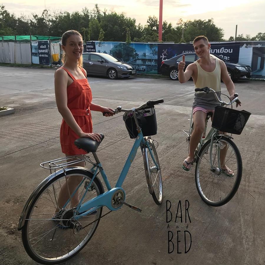 Barandbed Urt Hostel สุราษฎร์ธานี ภายนอก รูปภาพ