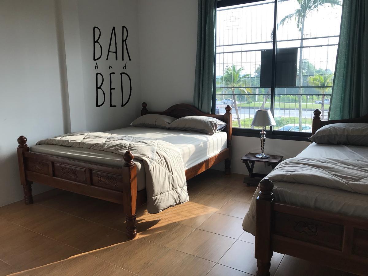 Barandbed Urt Hostel สุราษฎร์ธานี ภายนอก รูปภาพ