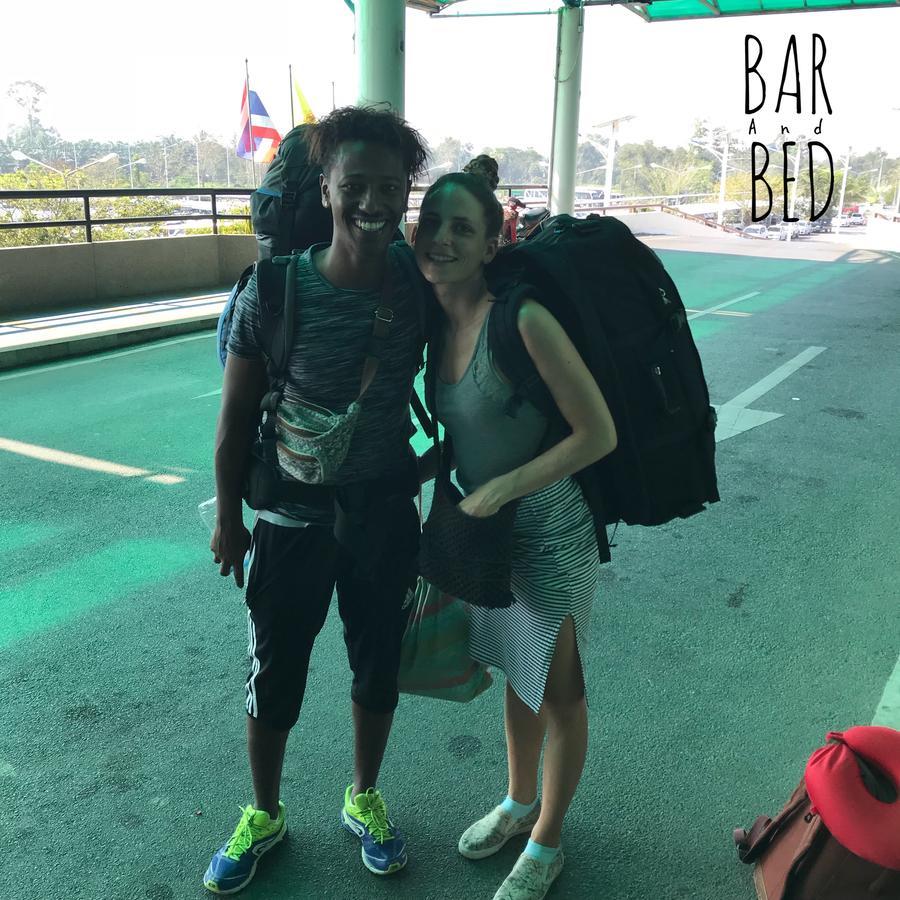 Barandbed Urt Hostel สุราษฎร์ธานี ภายนอก รูปภาพ