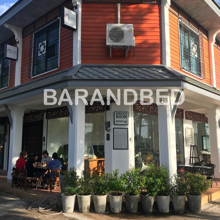 Barandbed Urt Hostel สุราษฎร์ธานี ภายนอก รูปภาพ