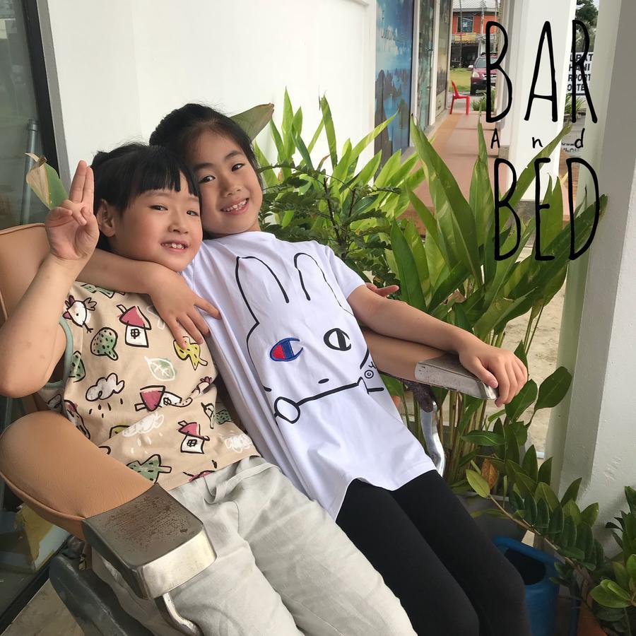 Barandbed Urt Hostel สุราษฎร์ธานี ภายนอก รูปภาพ
