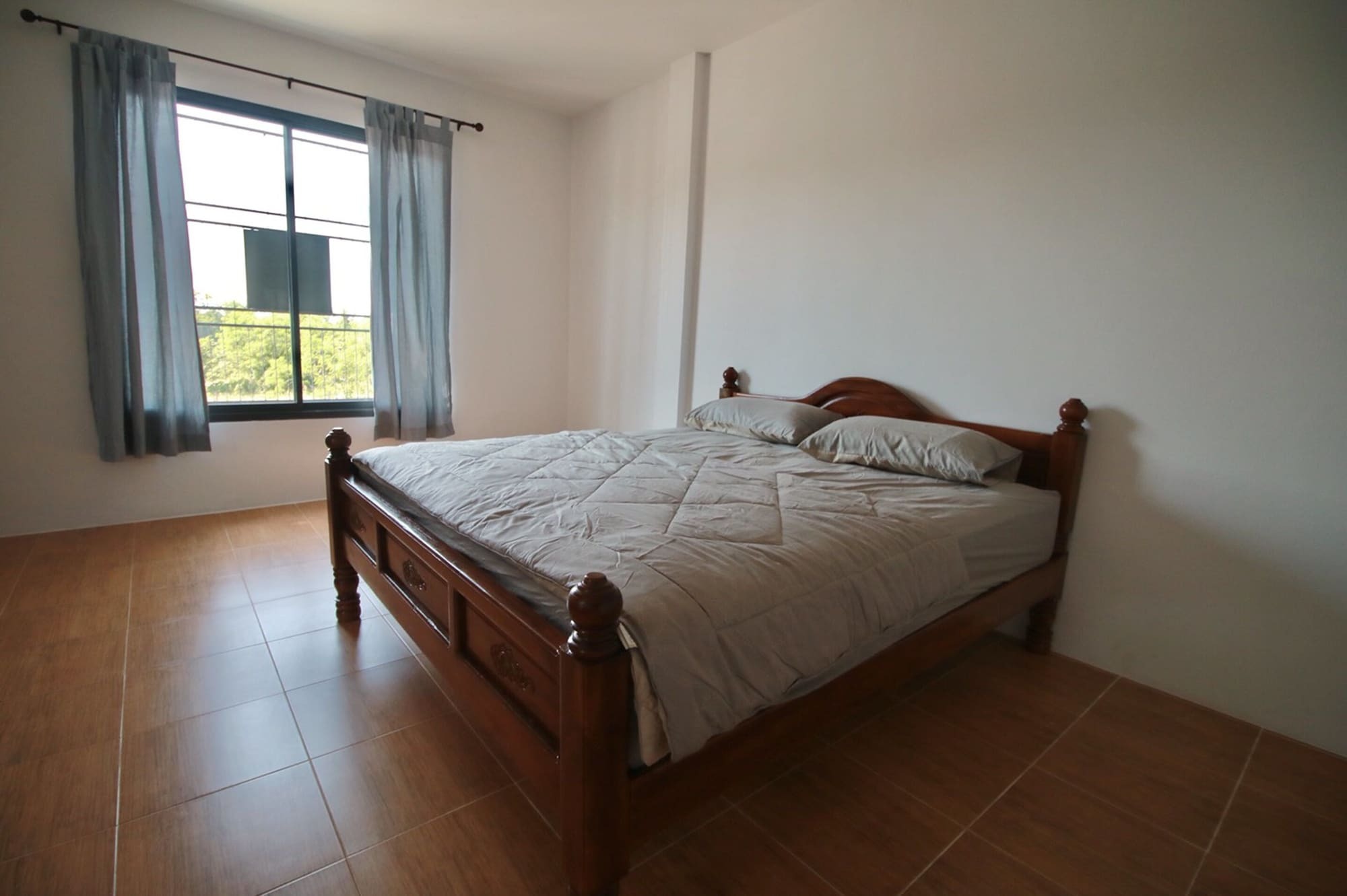 Barandbed Urt Hostel สุราษฎร์ธานี ภายนอก รูปภาพ